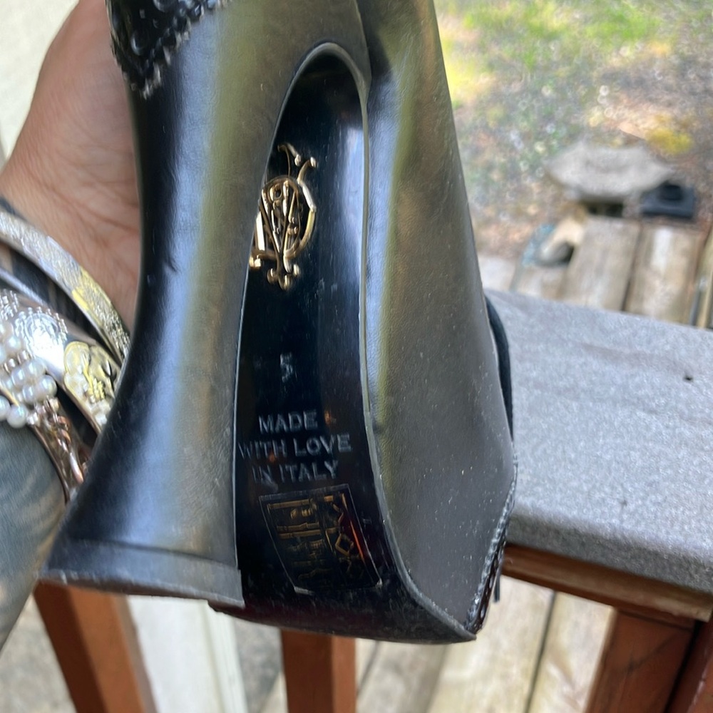 Elegant Black Women's Shoes